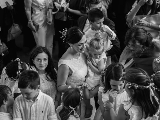A glam Wedding at Noto, Sicily and the sweetest little kid